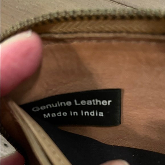 Harbour Genuine Leather Women’s Crossbody purse wallet 4”x8” Brown - Picture 4 of 7